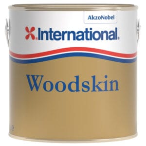 International Woodskin 2,5L – fleksibel træolie/lak hybrid til teak og andre træsorter. Halvmat finish og dyb indtrængning. K