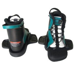 Wakeboard binding Starlit str. 40-45 – multisize binding med dæmpende sål og snøring. Perfekt til wakeboarding. Køb nu og gør