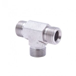 Køb Multisteer T-fitting 3x9/16 UNEF til hydrauliske styringer. Optimal tilslutning af slanger til effektiv styring. Få det nu!