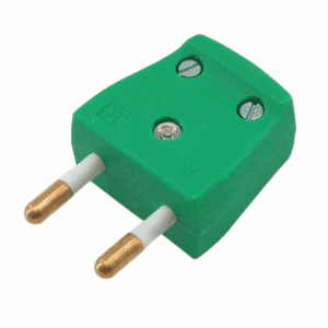 Køb en flad grøn stikprop, slagfast og holdbar. Perfekt til elektriske installationer ombord. Få den nu!