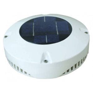 Få frisk luft ombord med vores 24-timers sol ventilator. Effektiv ventilation med solenergi og batteri. Bestil nu!