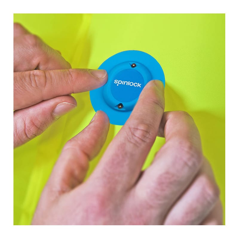 Øg sikkerheden med Spinlock Lume-on redningsvestlys. Vandaktiveret og nem at montere. Sikr dig synlighed i nødsituationer!