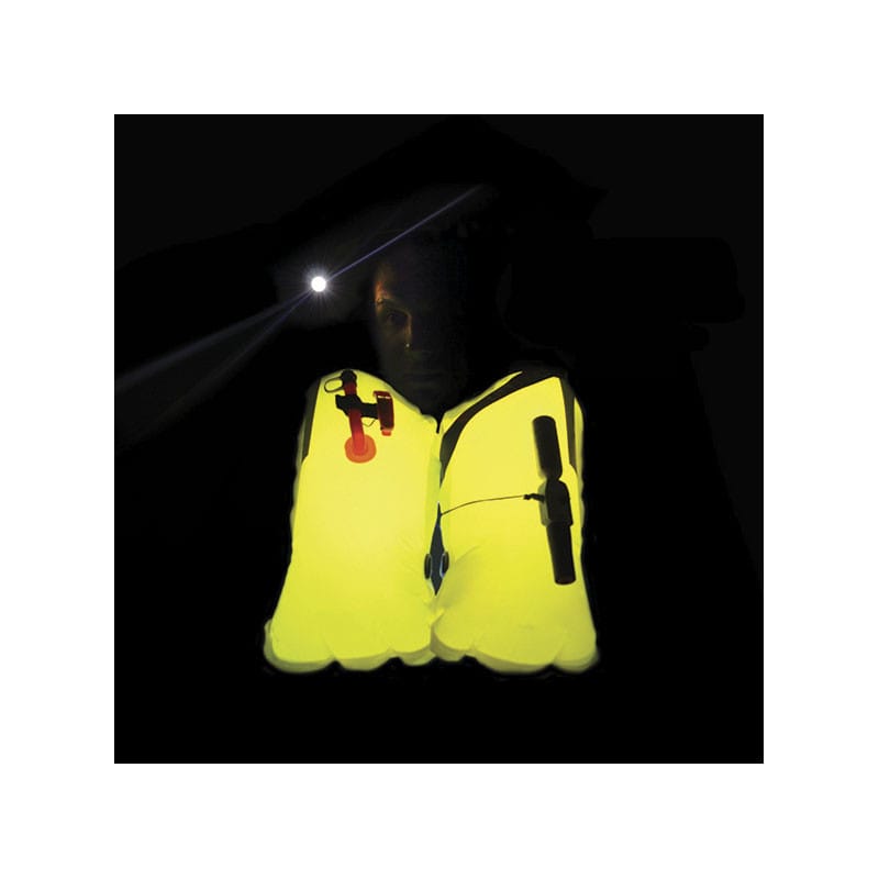 Øg sikkerheden med Spinlock Lume-on redningsvestlys. Vandaktiveret og nem at montere. Sikr dig synlighed i nødsituationer!