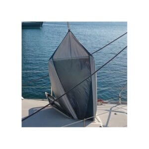Forbedr ventilationen i din kahyt med Windtrap ventilationssejl. Hold det køligt ombord. Bestil nu!
