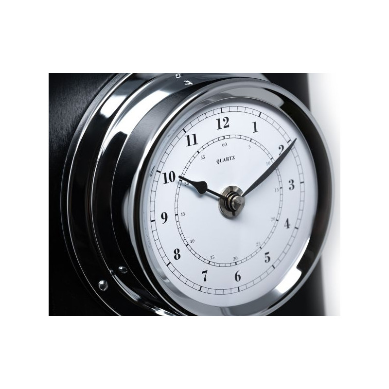 Opdag Fischer instrumentsæt i forkromet messing. Perfekt til sejlads med skibsur, barometer og termo/hygrometer. Bestil nu!