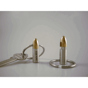 Køb Bullet nøglering i rustfrit stål og messing. Perfekt til bådelskeren. Få styr på nøglerne med stil. Bestil nu!